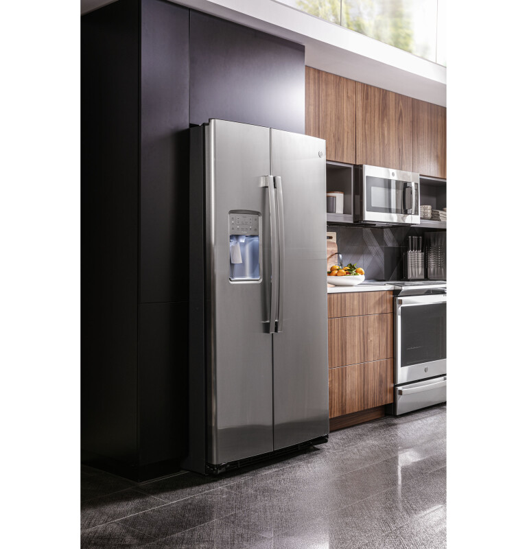 25.3 Cu. Ft. Side-by-Side Refrigerator PSE25KYHFS