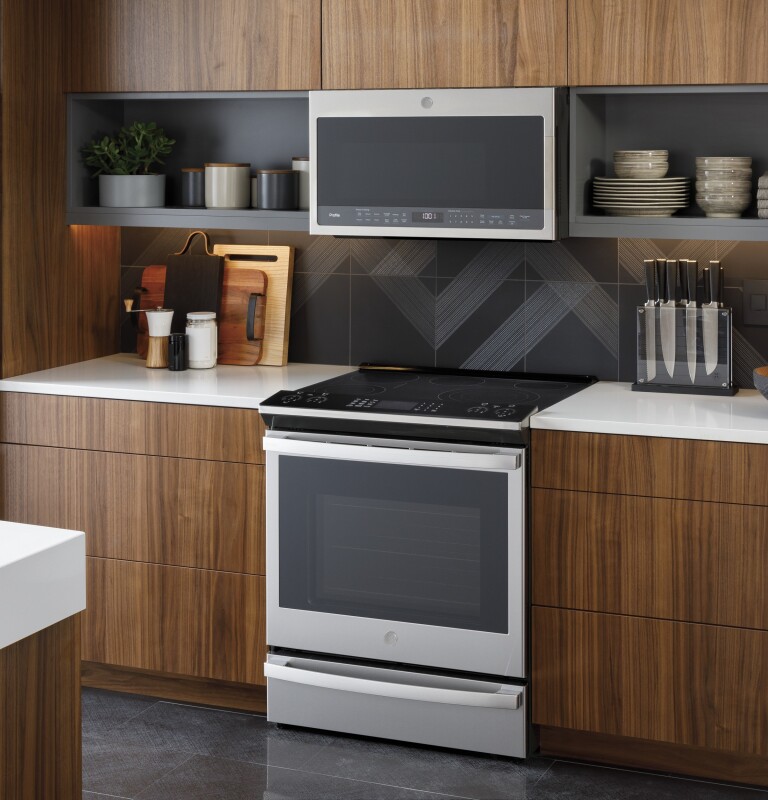 30" Smart Slide-In Electric Convection Fingerprint Resistant Range with No Preheat Air Fry PSS93YPFS
