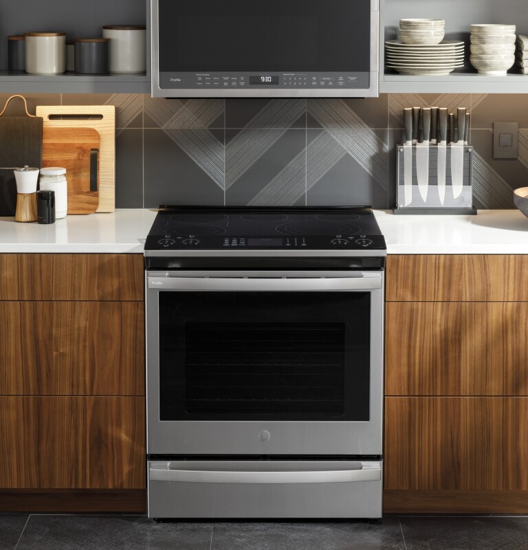 30" Smart Slide-In Electric Convection Fingerprint Resistant Range with No Preheat Air Fry PSS93YPFS