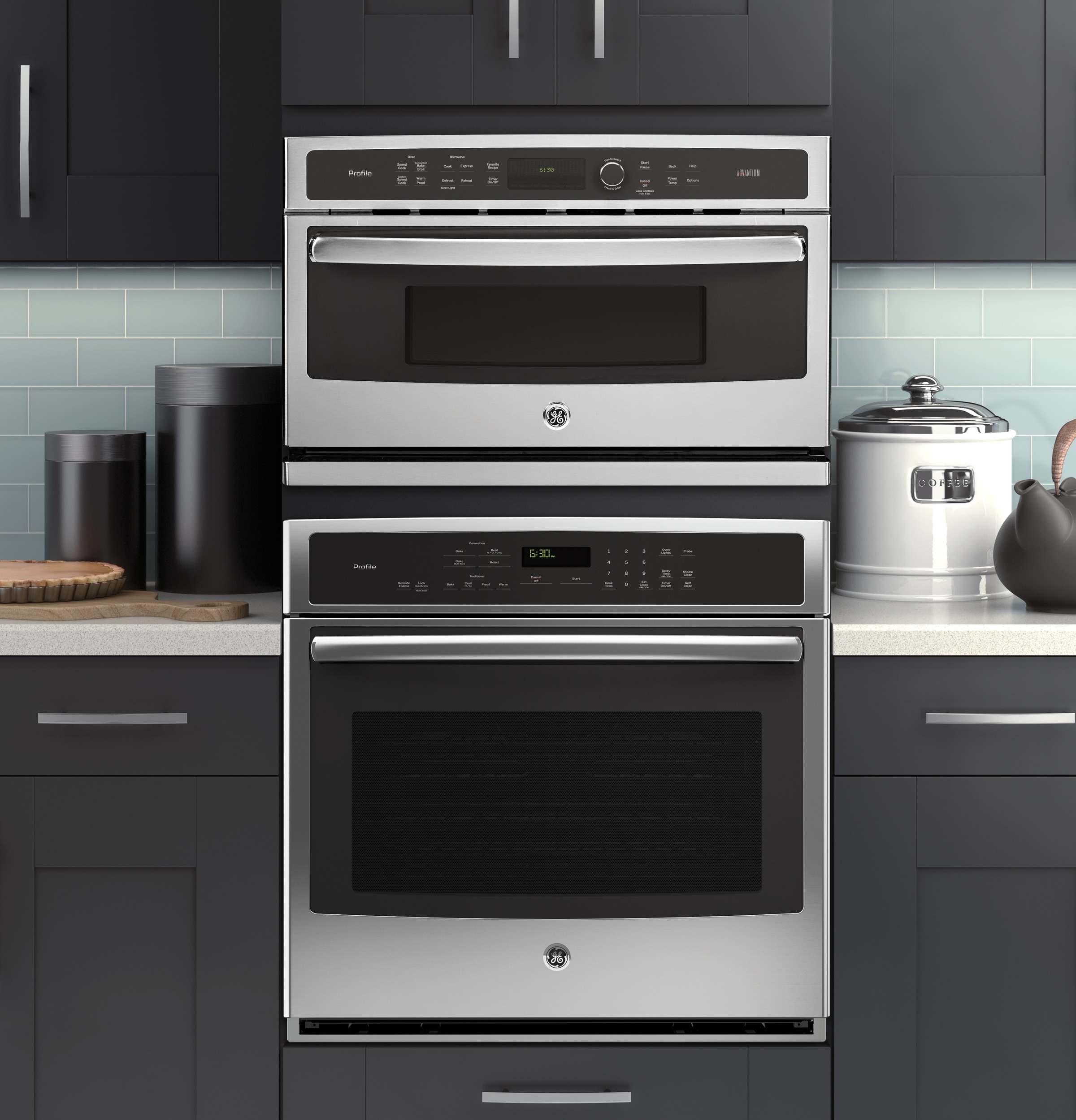 Series 30" Built-In Single Convection Wall Oven PT9050SFSS