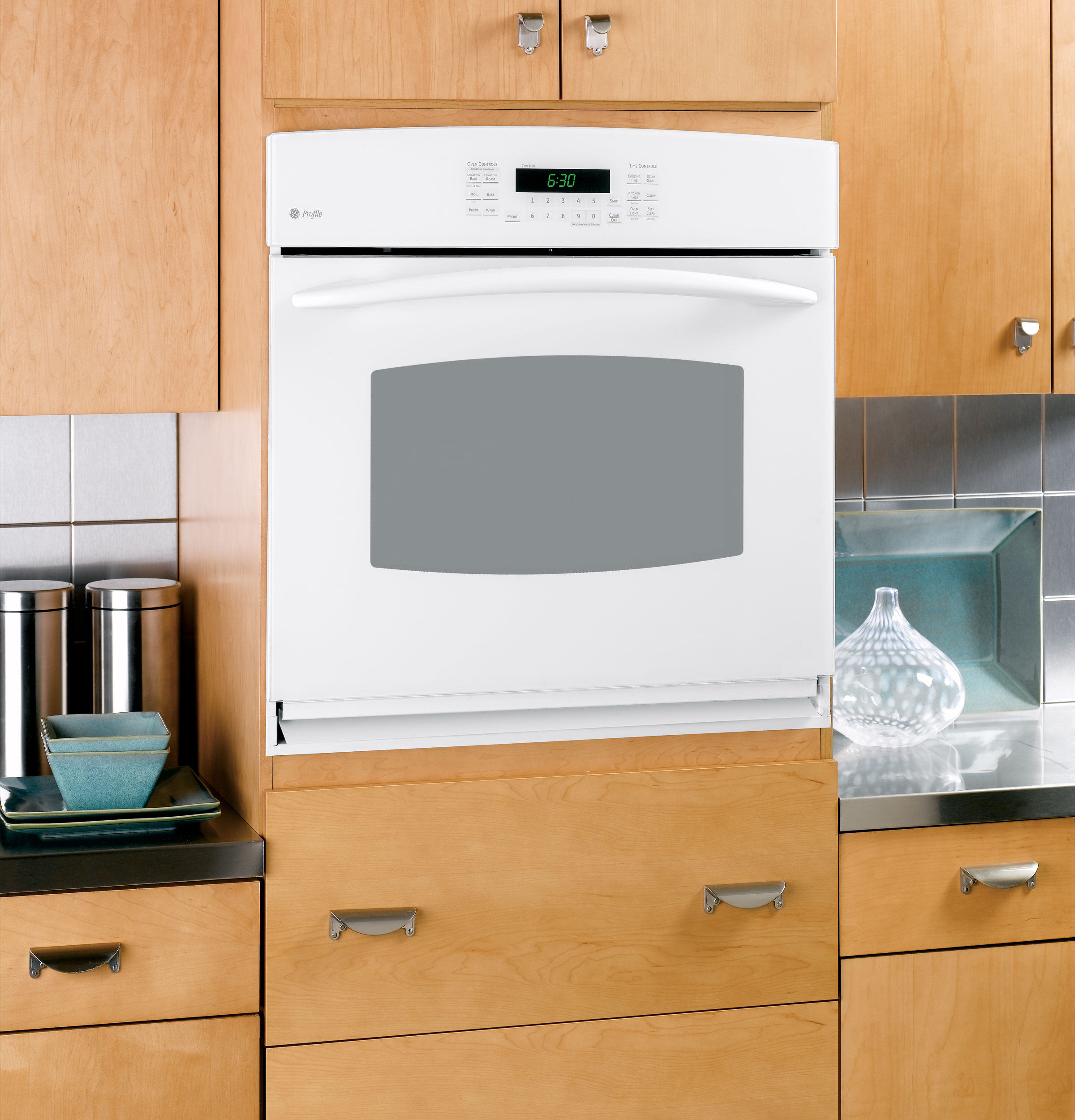 Built-In Single Convection Wall Oven PT916DRWW