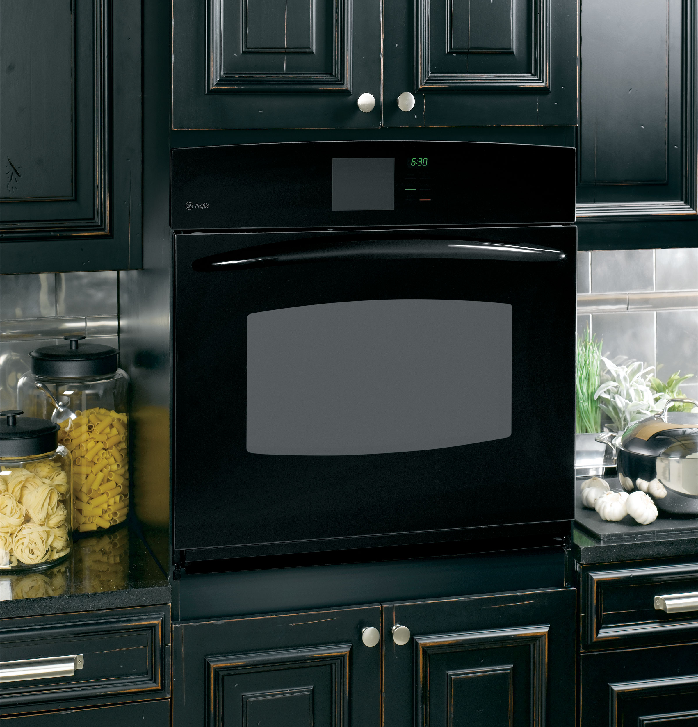 30" Built-In Single Convection Wall Oven PT920BMBB