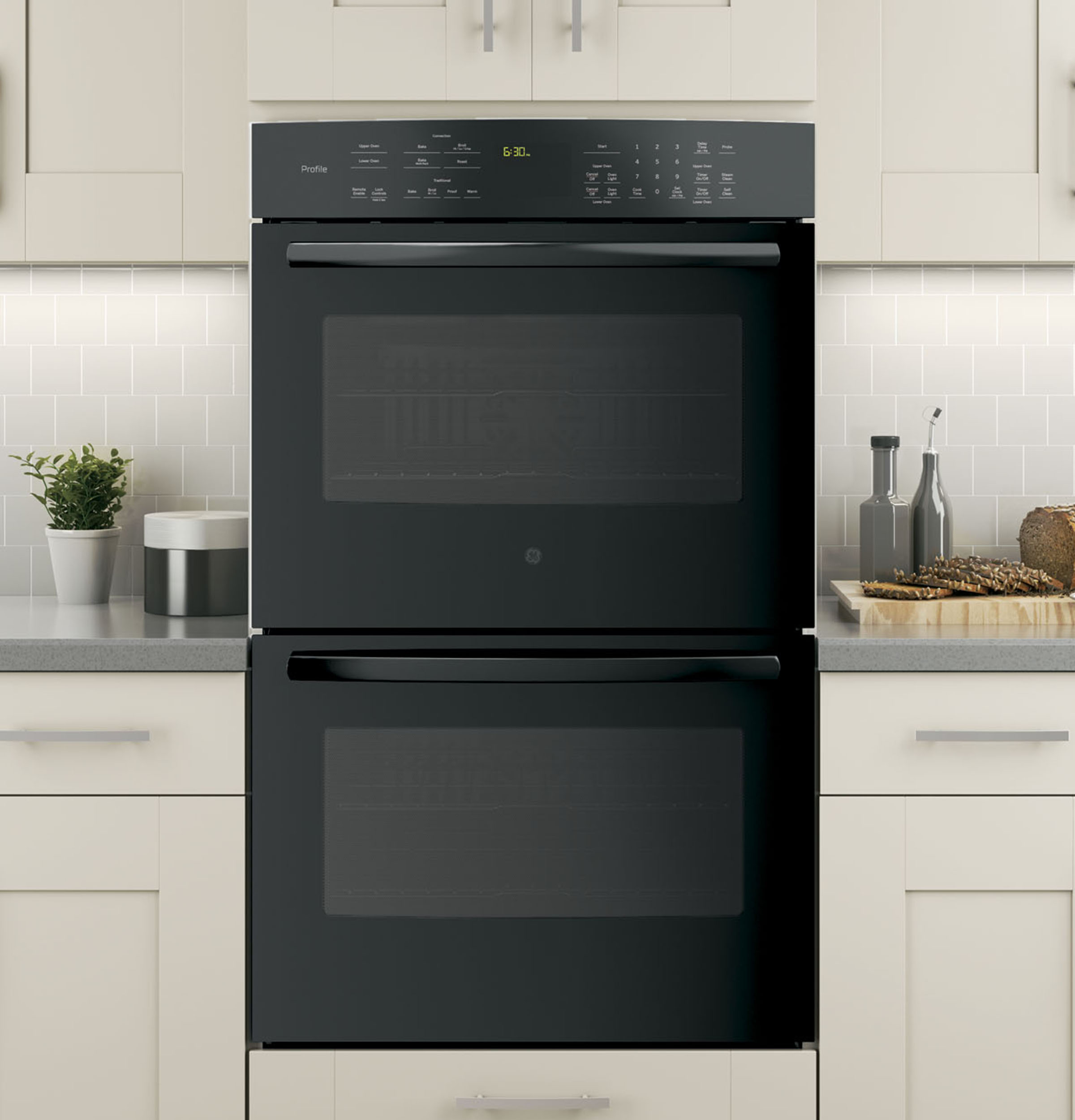 Series 30" Built-In Double Convection Wall Oven PT9550DFBB