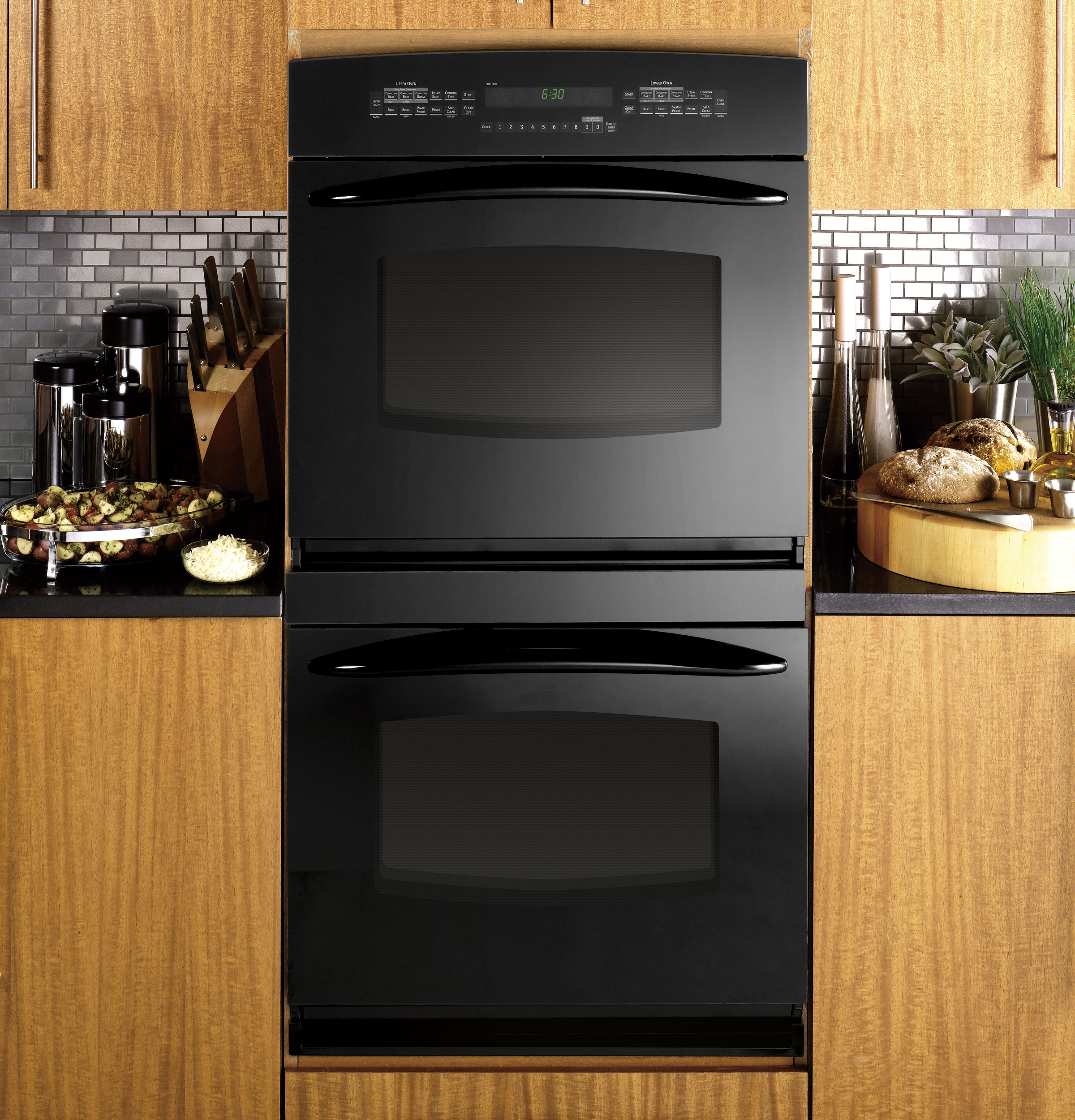 30" Built-In Double Convection Wall Oven PT958DRBB