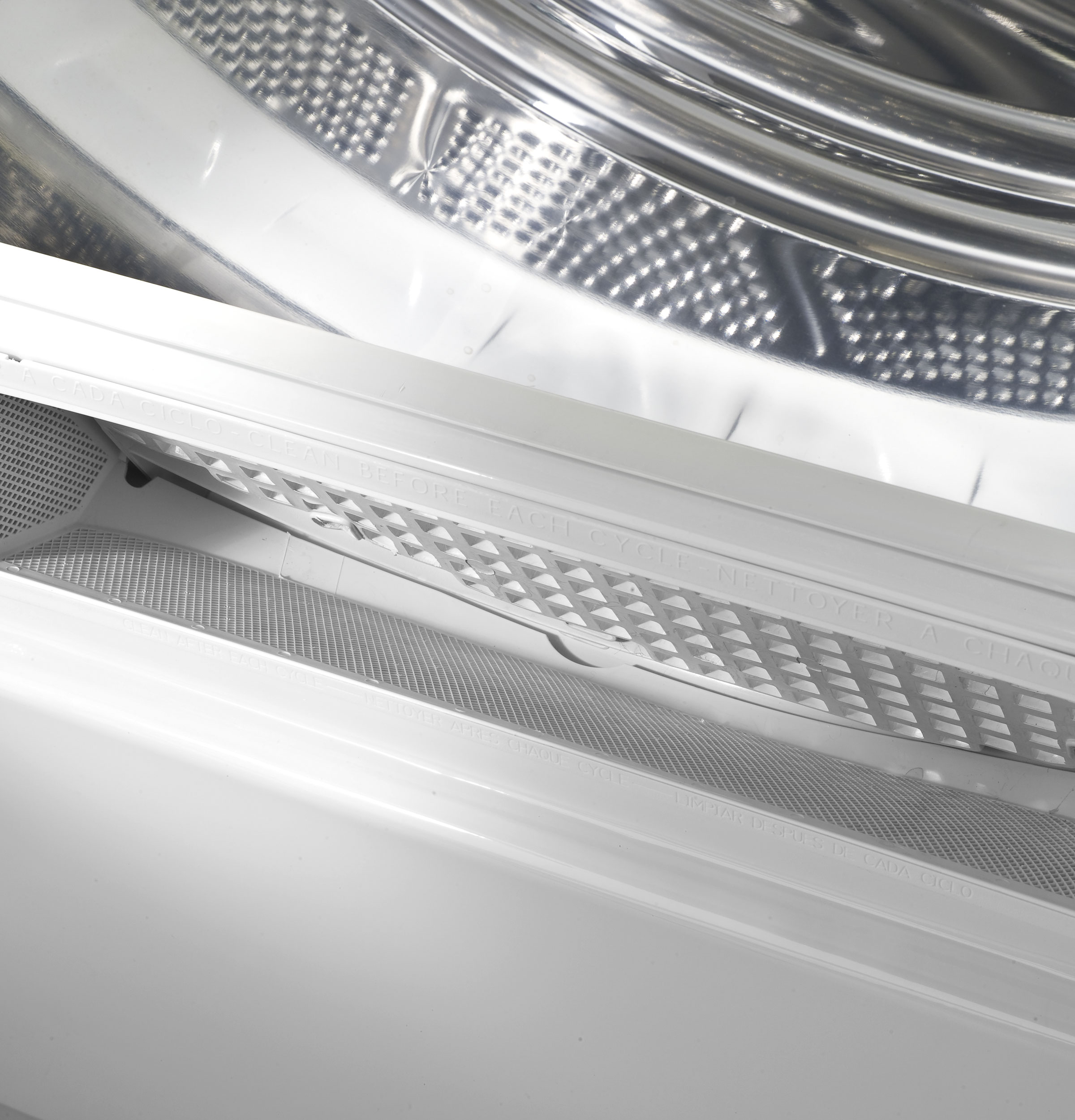 7.0 cu. ft. stainless steel capacity gas dryer with Steam and SensorDry Plus PTDS650GMWT