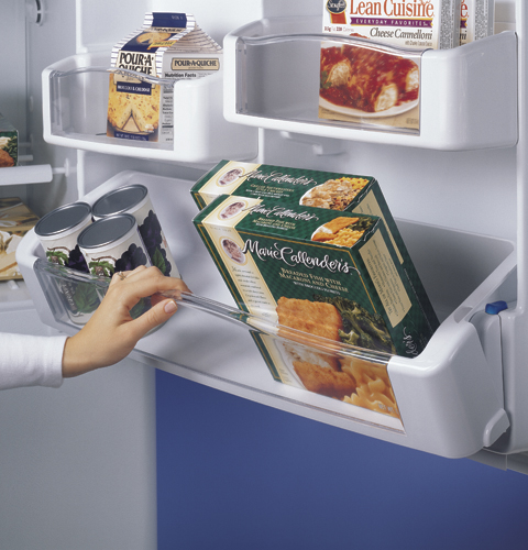 21.7 Cu. Ft. Top-Freezer Refrigerator PTS22LCRBB