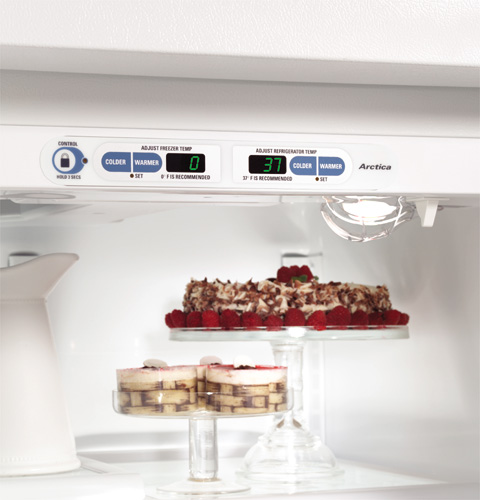 21.7 Cu. Ft. Stainless Top-Freezer Refrigerator with Internal Dispenser PTS22SHRBS