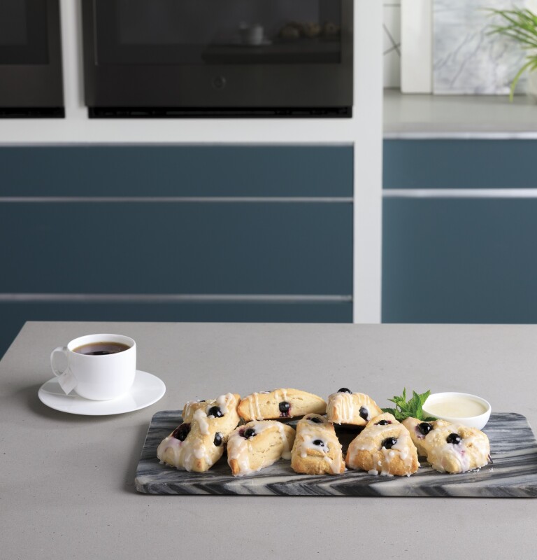 30" Smart Built-In Convection Single Wall Oven with No Preheat Air Fry and Precision Cooking PTS7000BNTS