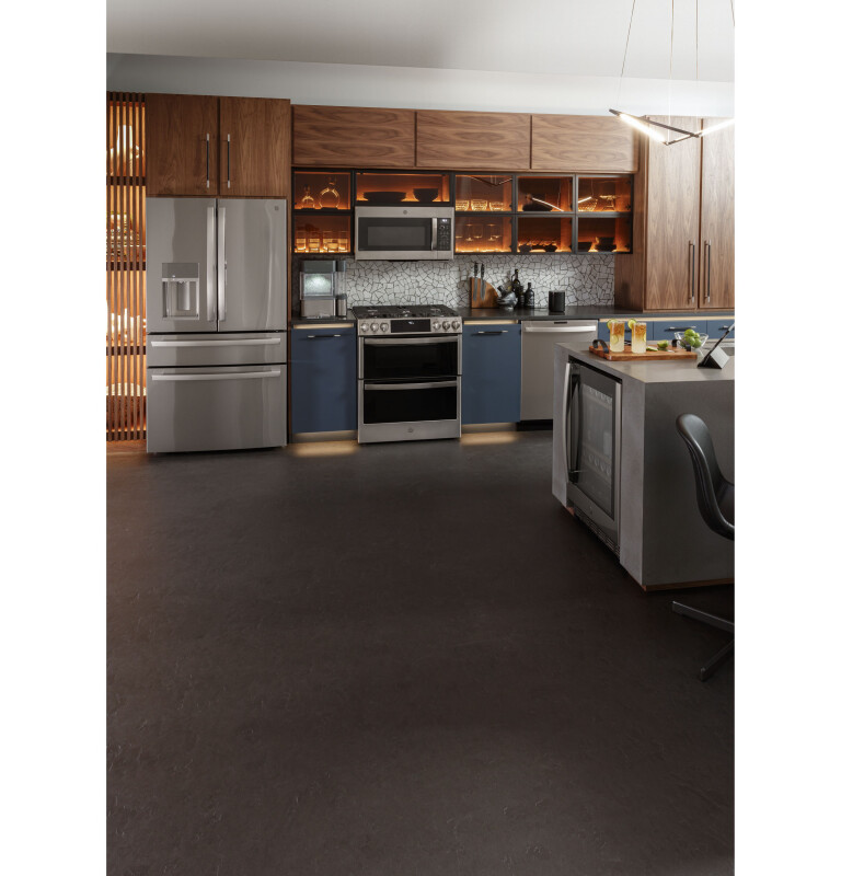 155-Can or 52-Bottle Beverage Center PVS06BSPSS