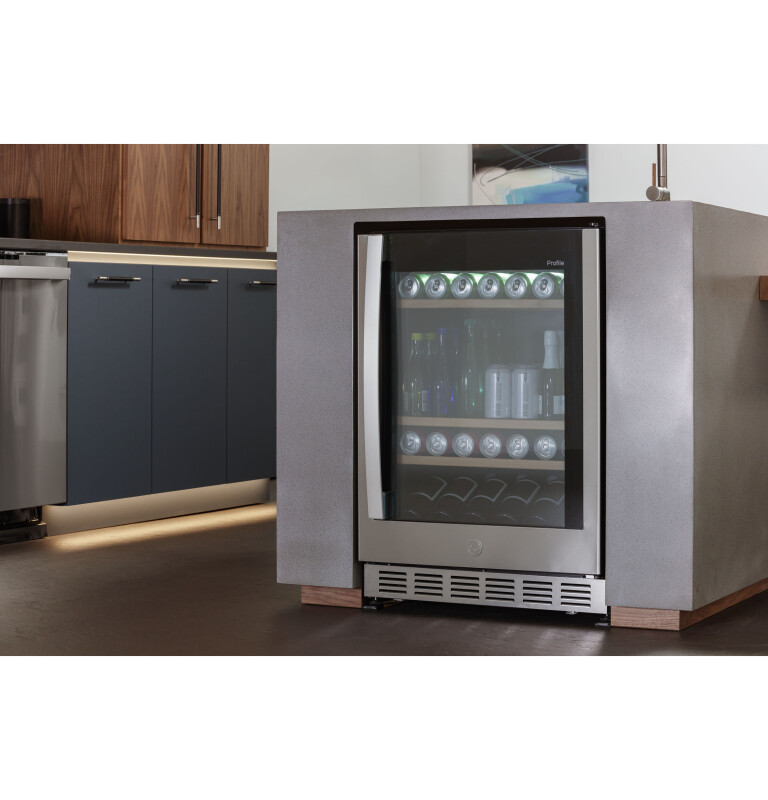 155-Can or 52-Bottle Beverage Center PVS06BSPSS