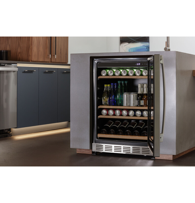 155-Can or 52-Bottle Beverage Center PVS06BSPSS
