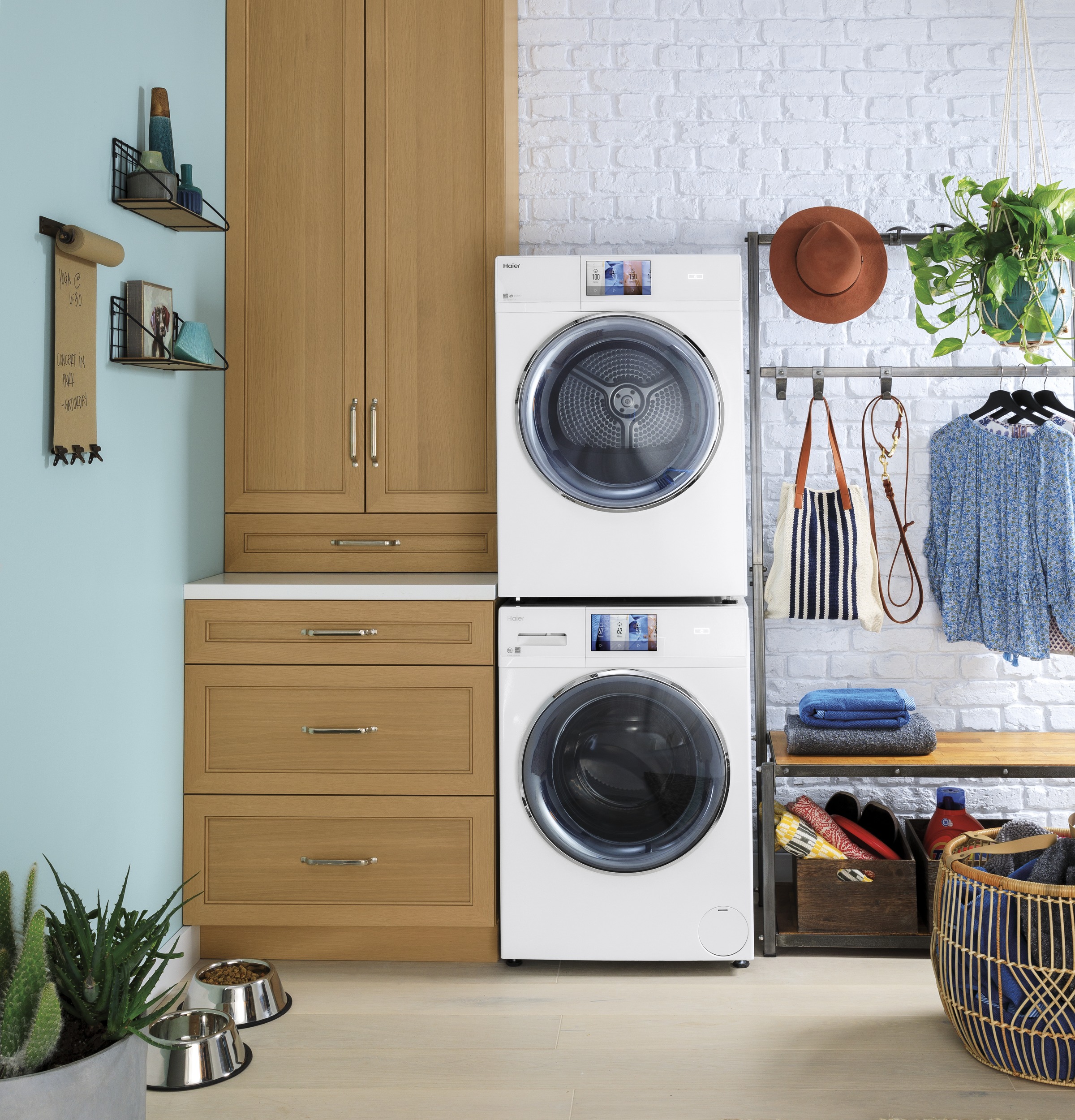Haier ENERGY STAR® 2.4 Cu. Ft. Smart Frontload Washer QFW150SSNWW