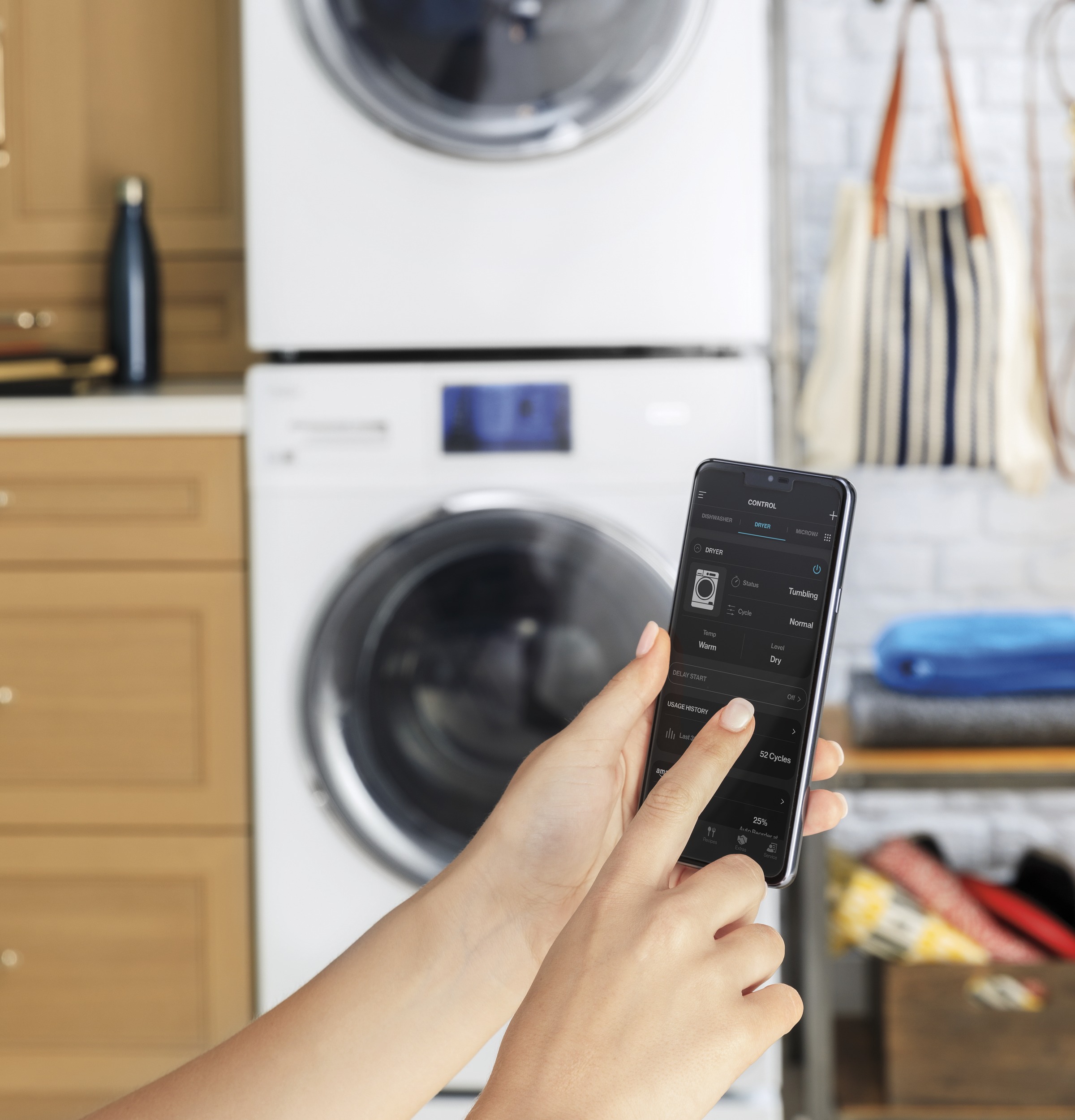 Haier ENERGY STAR® 2.4 Cu. Ft. Smart Frontload Washer QFW150SSNWW