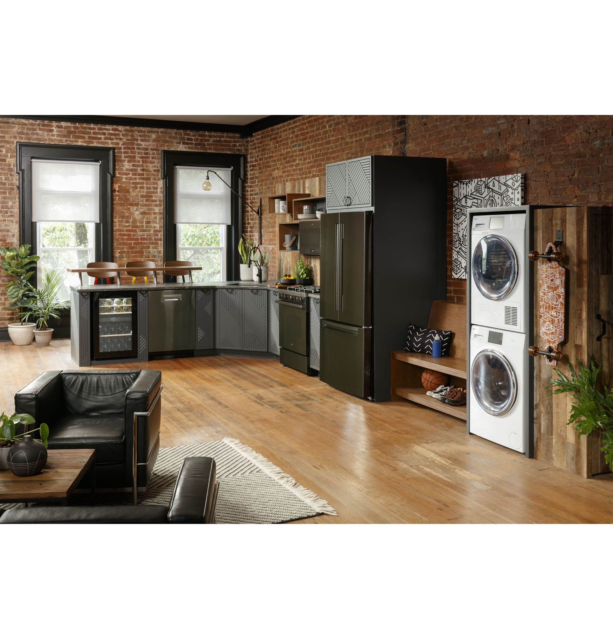 Haier ENERGY STAR® 2.4 Cu. Ft. Smart Frontload Washer QFW150SSNWW