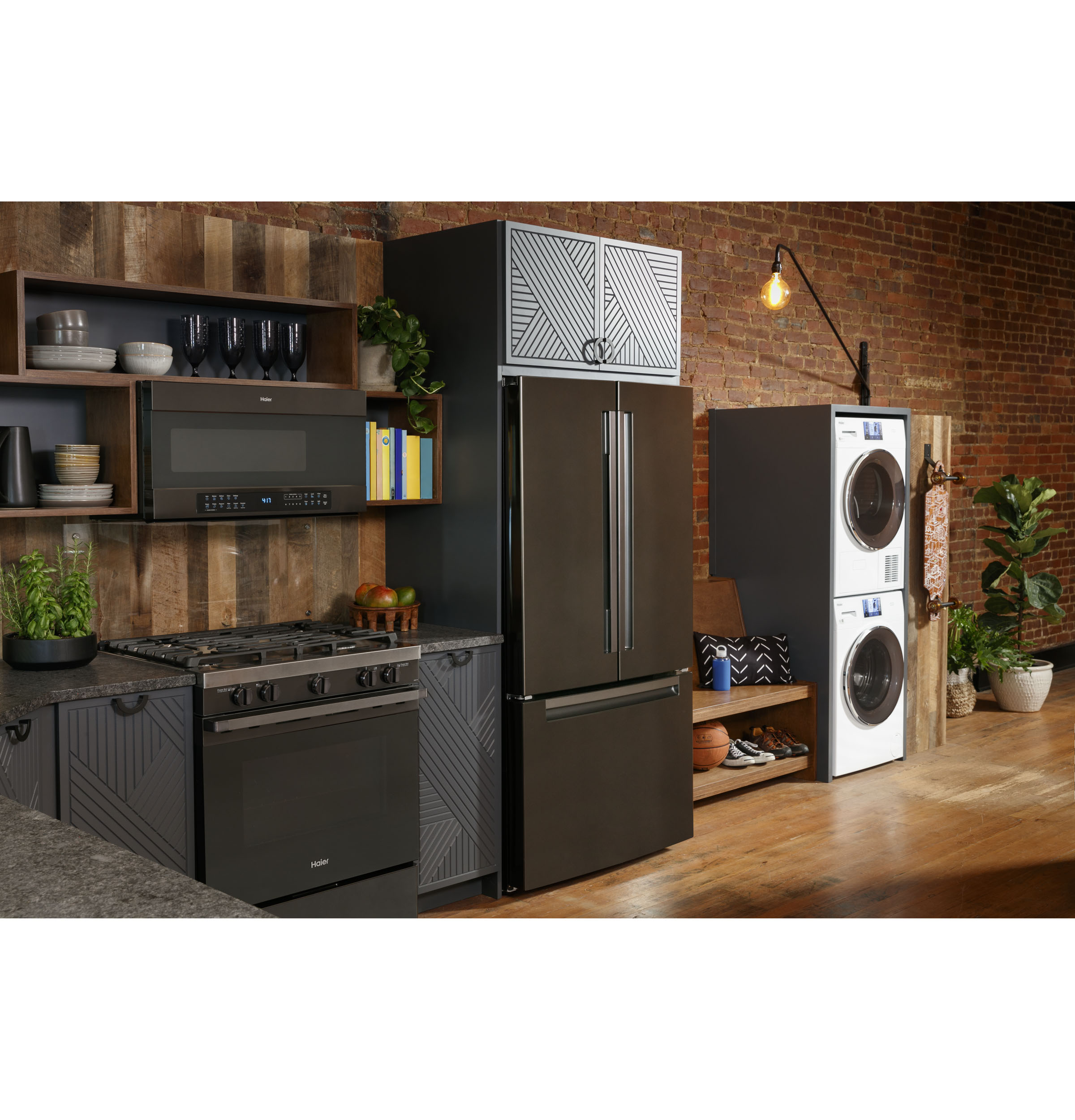 Haier ENERGY STAR® 2.4 Cu. Ft. Smart Frontload Washer QFW150SSNWW