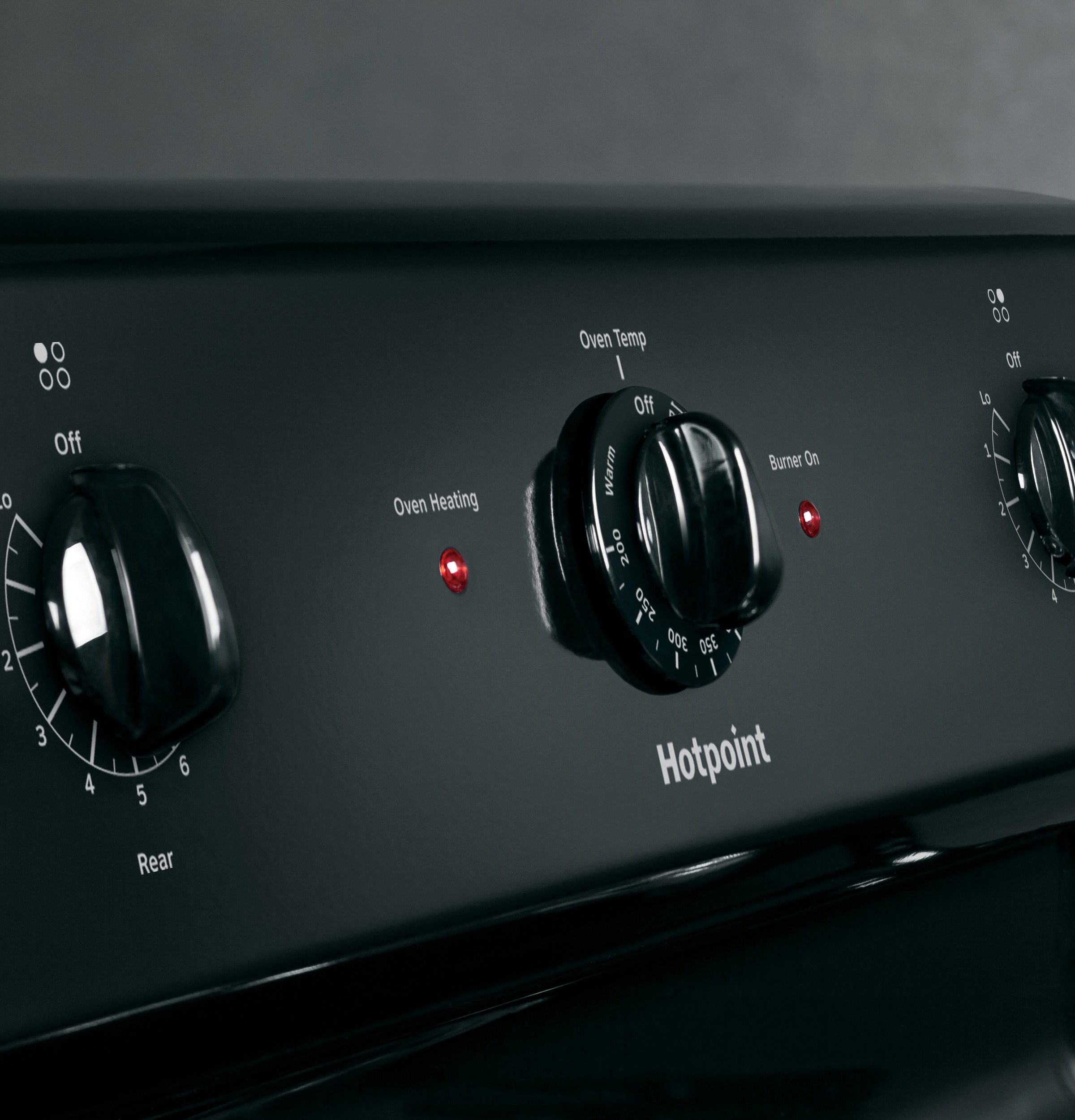 30" Free-Standing Electric Range RB525DHBB