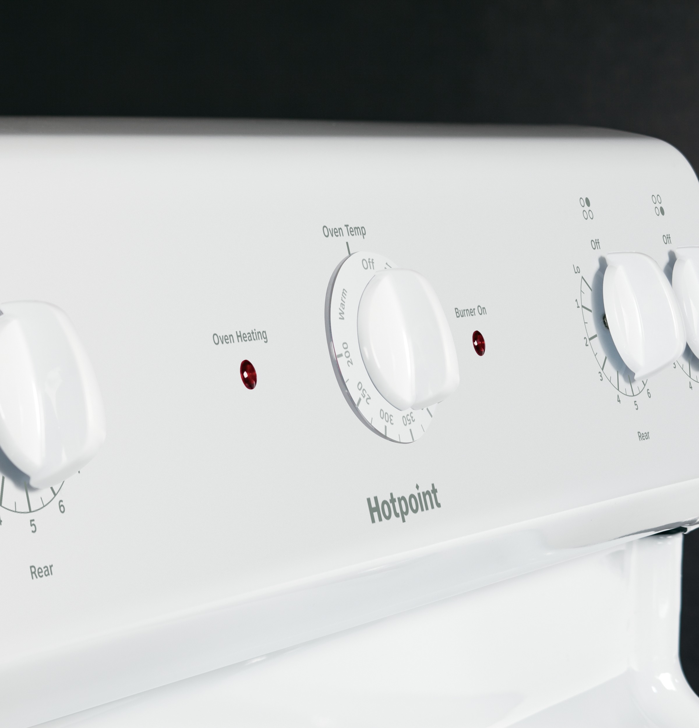 30" Free-Standing Electric Range RB525DHWW
