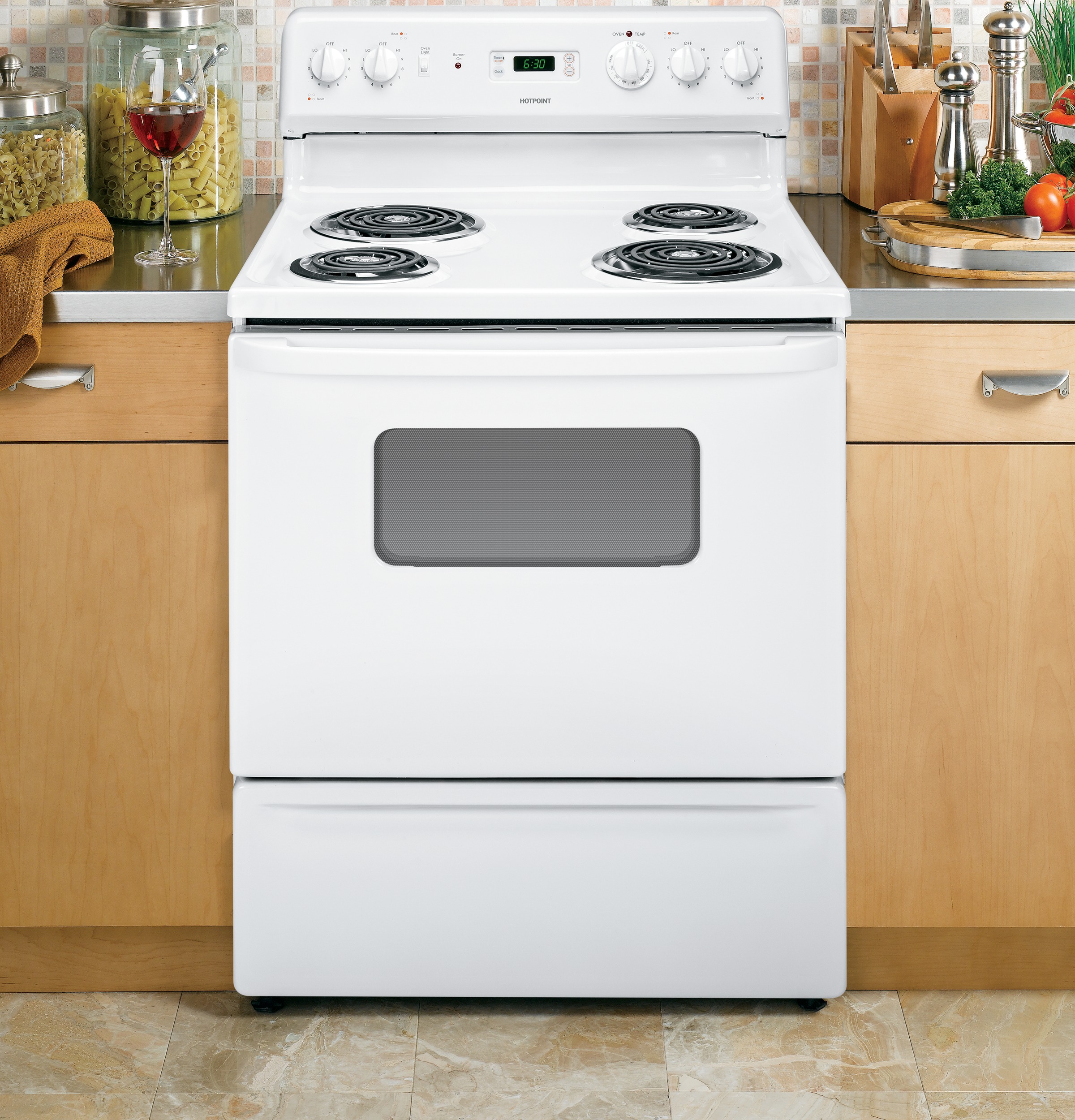 30" Free-Standing Electric Range RB526DPWW