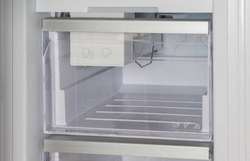 18" Built-in Freezer Column with Ice Maker REF18FCBIPRV