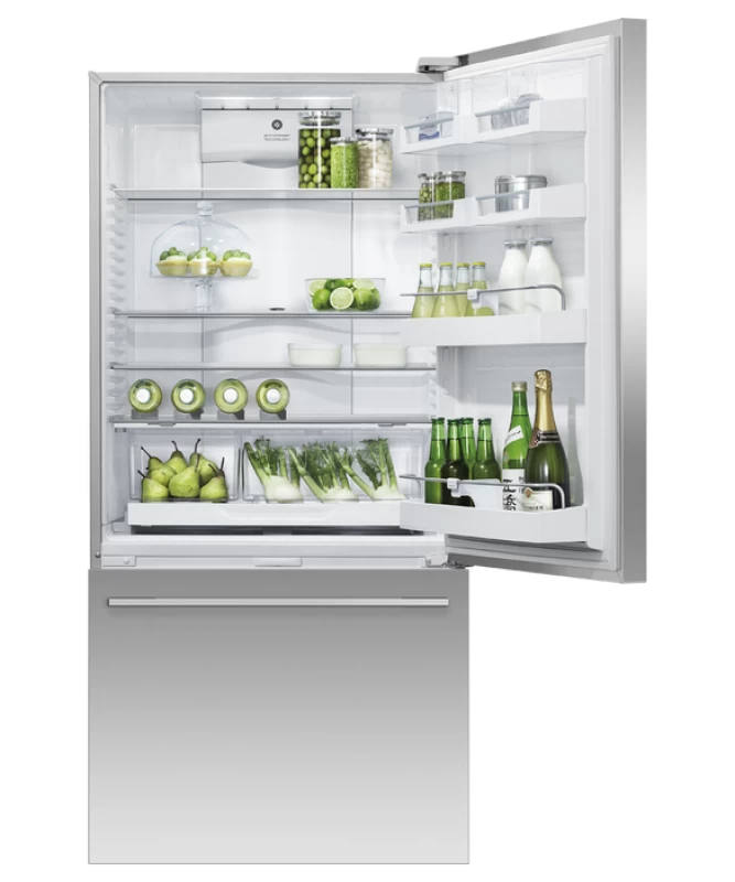 Freestanding Refrigerator Freezer, 32", 17.1 cu ft, Ice & Water RF170WDRUX5N