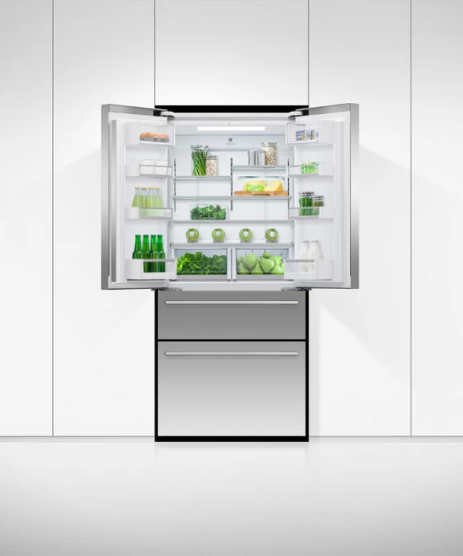 Freestanding French Door Refrigerator Freezer, 32", 16.8 cu ft, Ice & Water RF172GDUX1