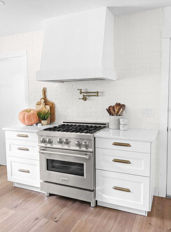 30" 4.0 cu. ft. Range with Gas Stove and Gas Ovenundefined RG30
