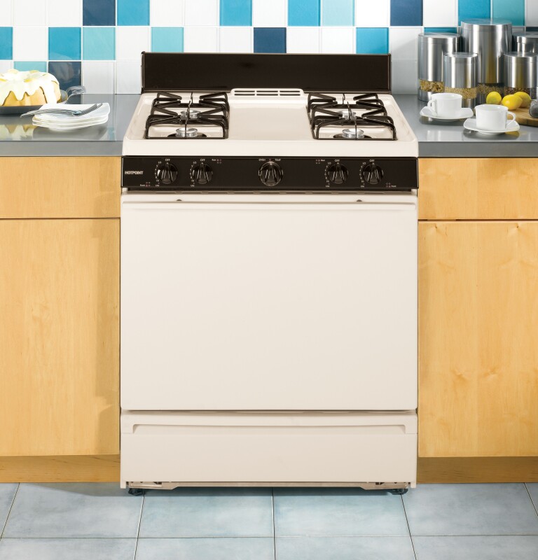 Hotpoint® 30" Free-Standing Gas Range RGB508PETCT