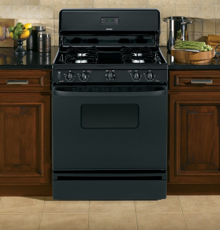 30" Free-Standing Gas Range RGB530DETBB