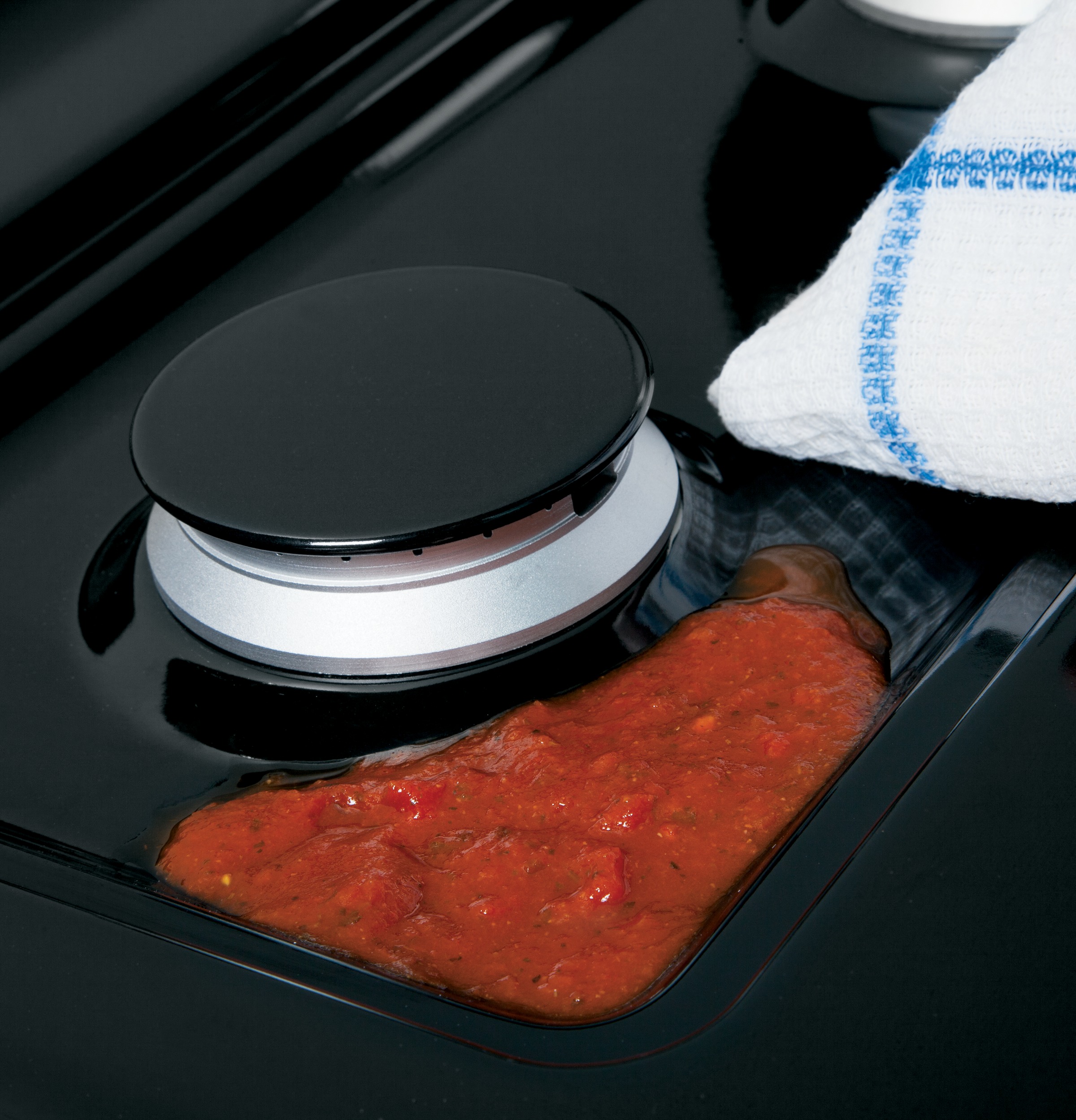 Hotpoint® 30" Free-Standing Gas Range RGB780REHSS