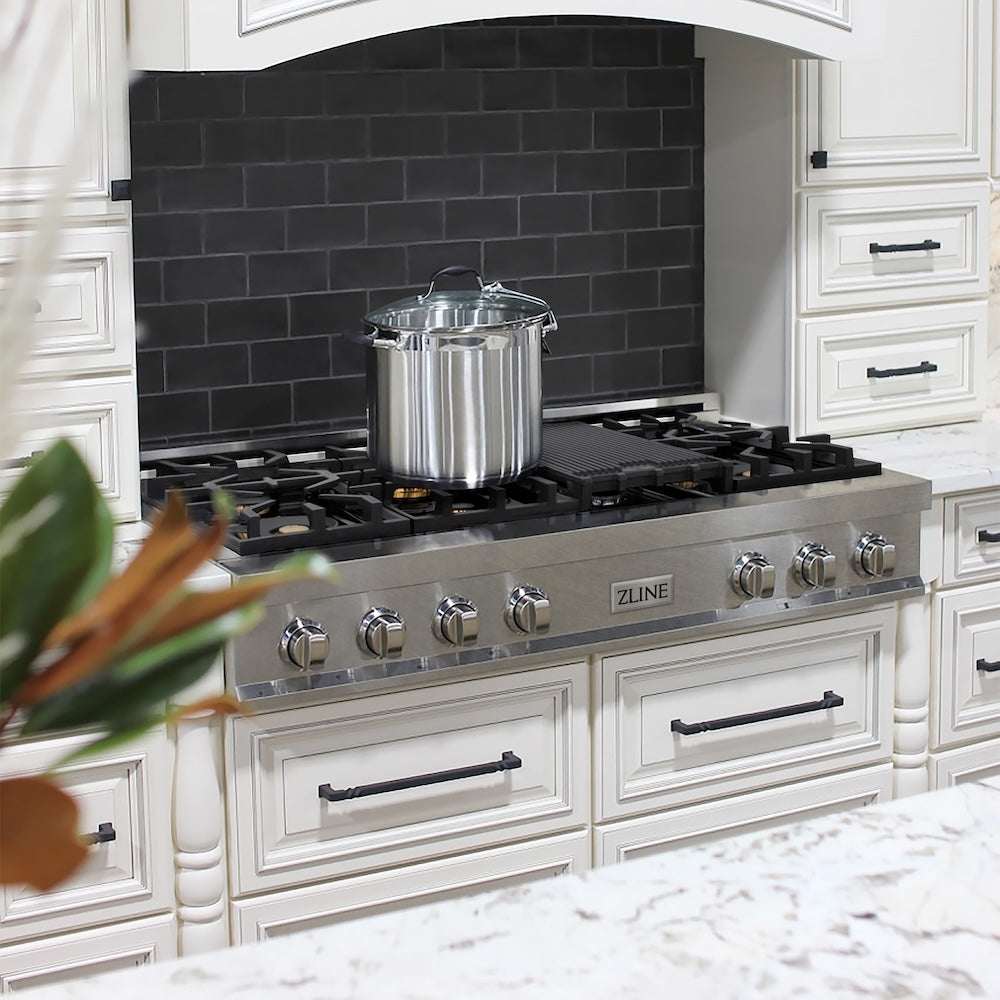 48" Porcelain Gas Stovetop with 7 Gas Brass Burners and Griddle RTSBR48