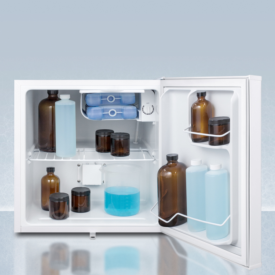 Compact Refrigerator-Freezer S19LWHPLUS2