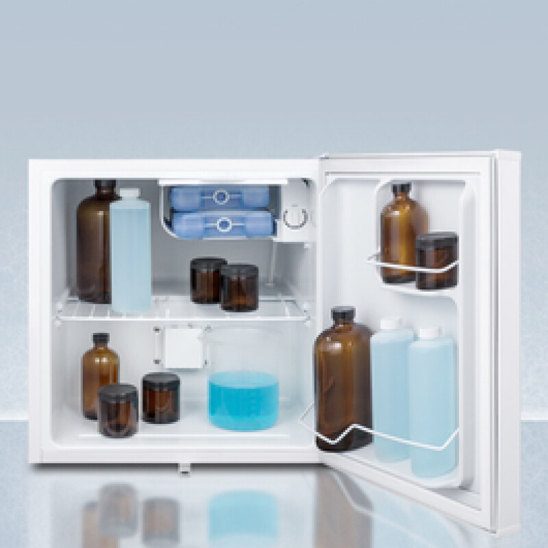 Compact Refrigerator-Freezer S19LWHPLUS2