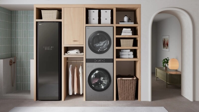 LG STUDIO Styler - Refresh Garments in Minutes with Smart wi-fi Enabled Steam Clothing Care System S5MSB