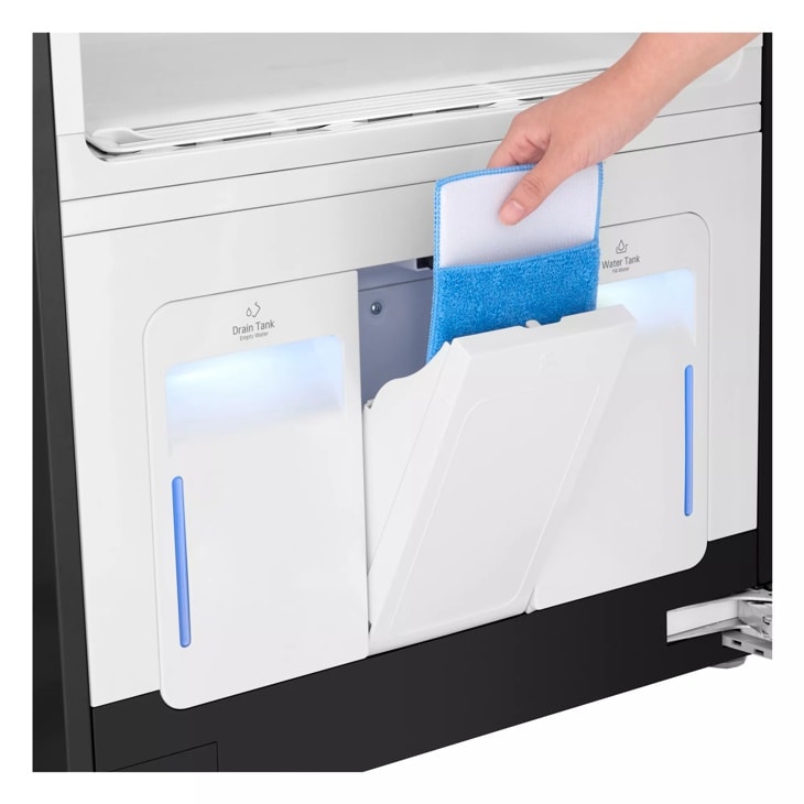 LG Styler® Steam Closet with TrueSteam® Technology and Exclusive Moving Hangers S5WBC