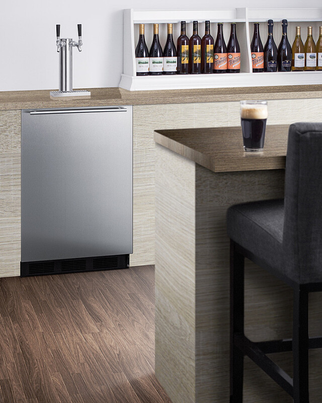 24" Wide Built-In Wine Kegerator, ADA Compliant SBC58BLBIADAWKDTWIN