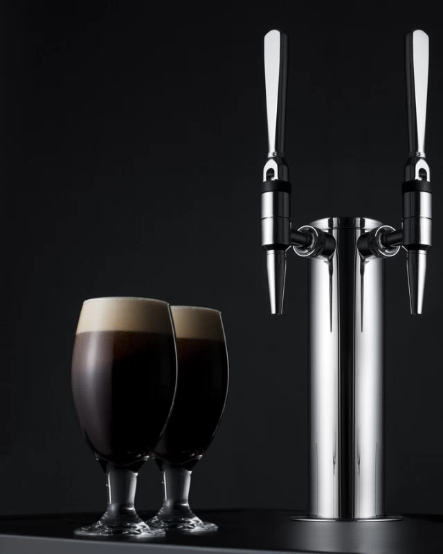 24" Wide Built-In Nitro Coffee Kegerator SBC682NCFTWIN