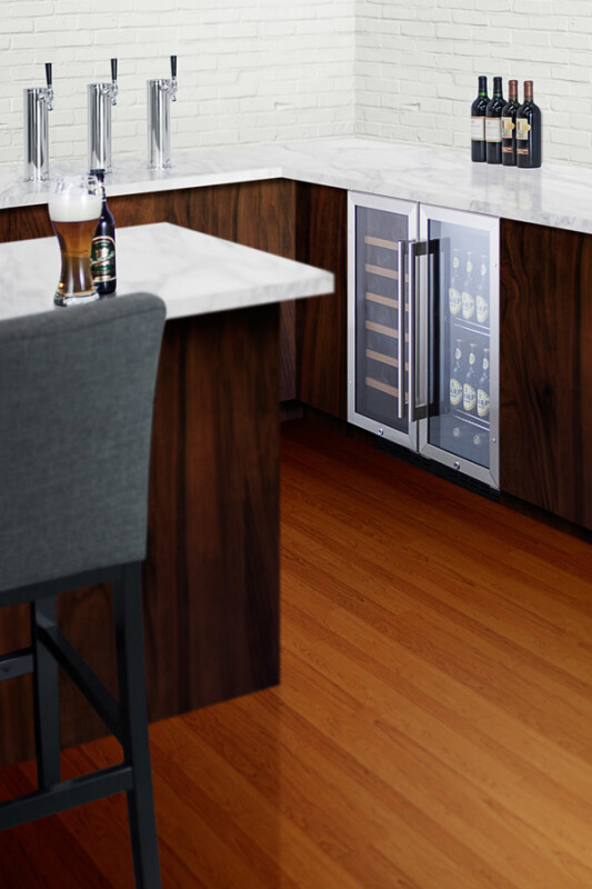 15" Wide Built-In Beverage Center SCR1536BG