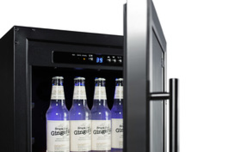 18" Wide Built-In Beverage Center SCR1841B
