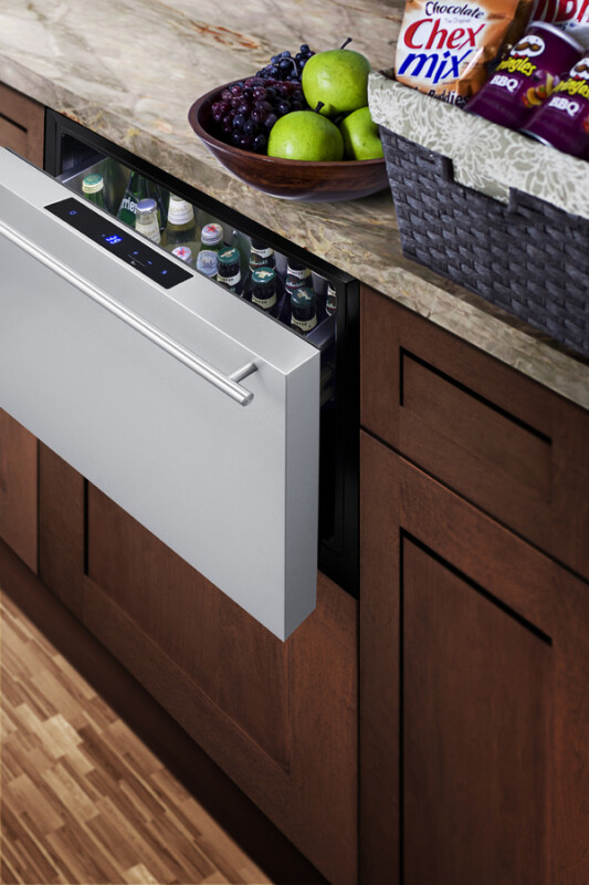 24" Wide Built-In Outdoor Drawer Refrigerator SDR241OS