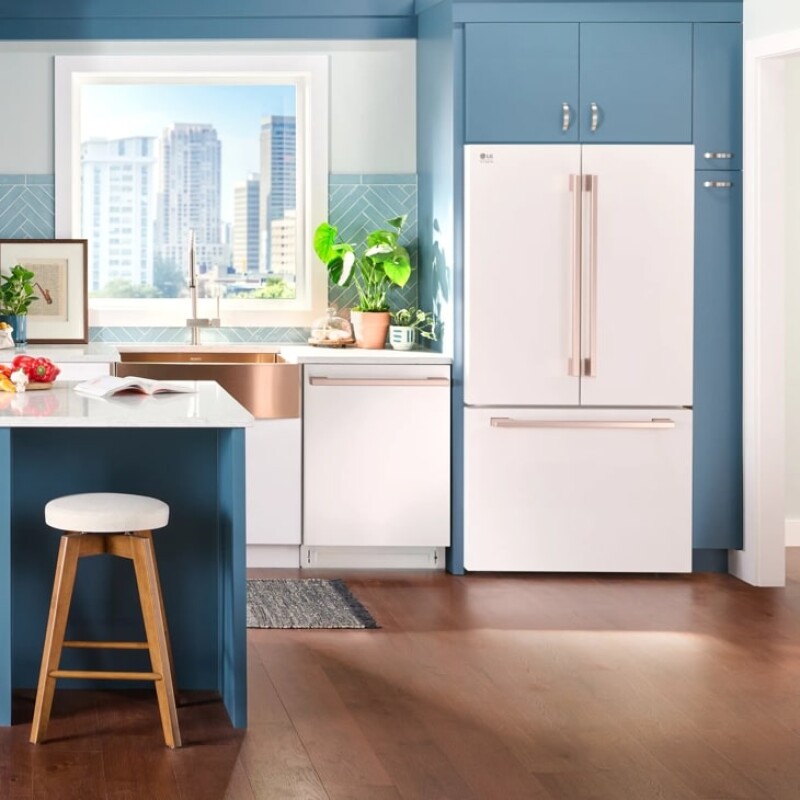 LG STUDIO Smart Top Control Dishwasher with 1-Hour Wash & Dry, QuadWash® Pro, TrueSteam® and Dynamic Heat Dry™ SDWB24W3