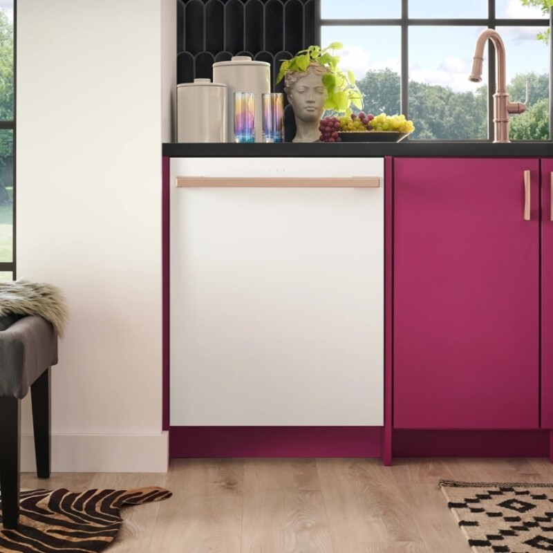 LG STUDIO Smart Top Control Dishwasher with 1-Hour Wash & Dry, QuadWash® Pro, TrueSteam® and Dynamic Heat Dry™ SDWB24W3