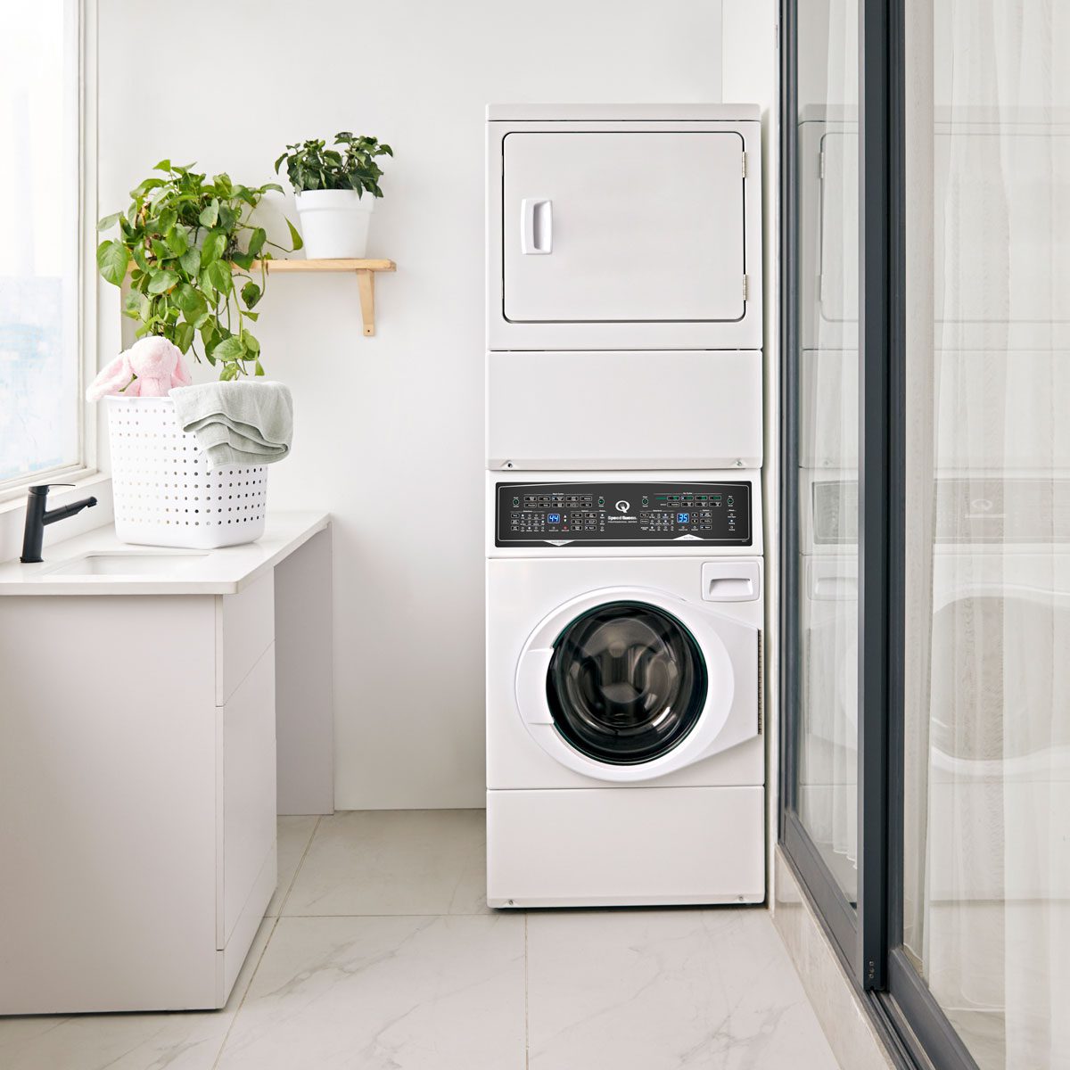 SF7 Stacked White Washer – Electric Dryer with Pet Plus™ SF7008WE