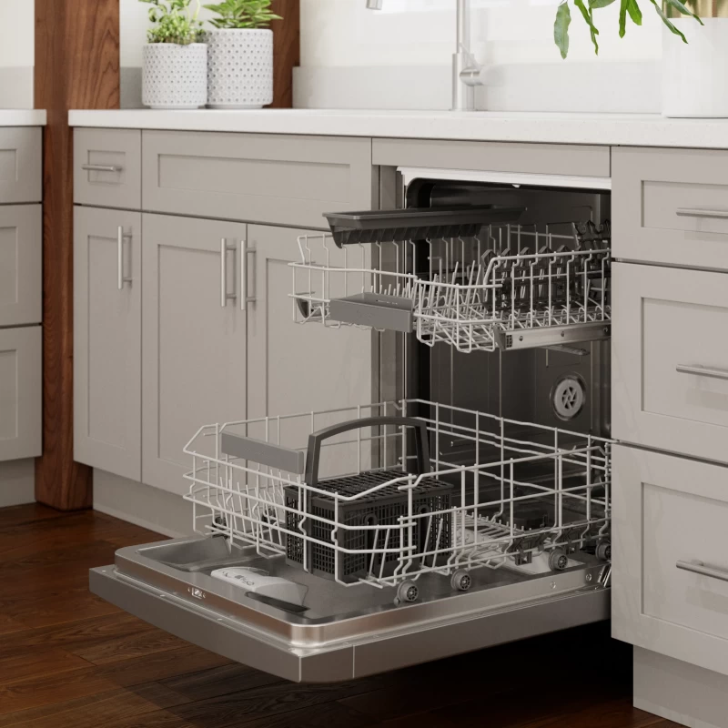 300 Series Dishwasher 24'' SGE53C55UC