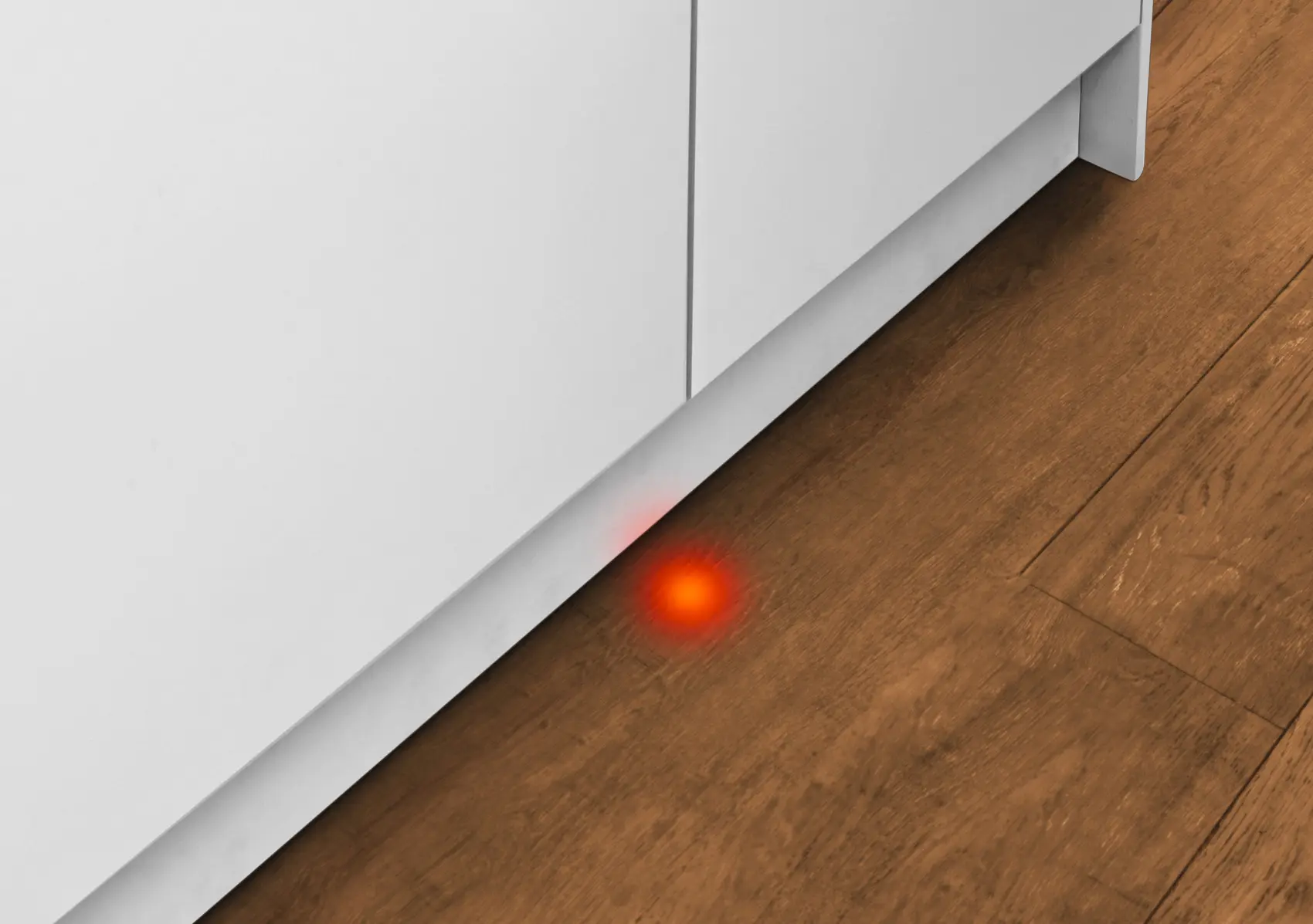 300 Series Dishwasher 24'' SHP53EM5N