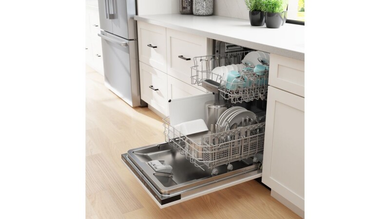 100 Plus Dishwasher 24'' SHV4AEB3N
