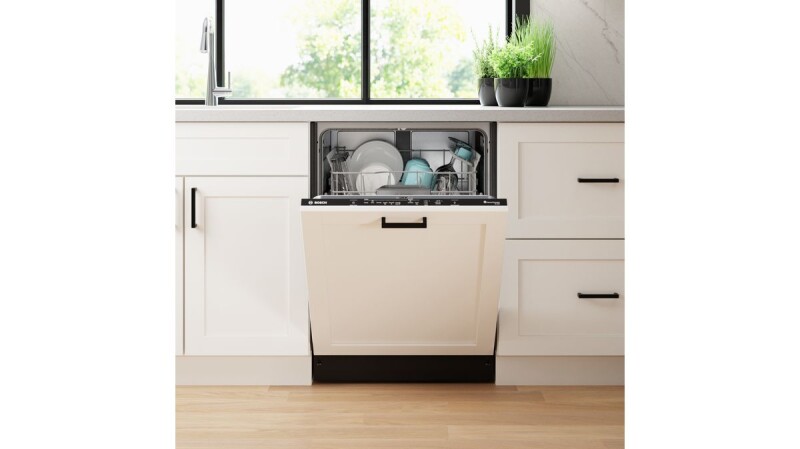 100 Plus Dishwasher 24'' SHV4AEB3N