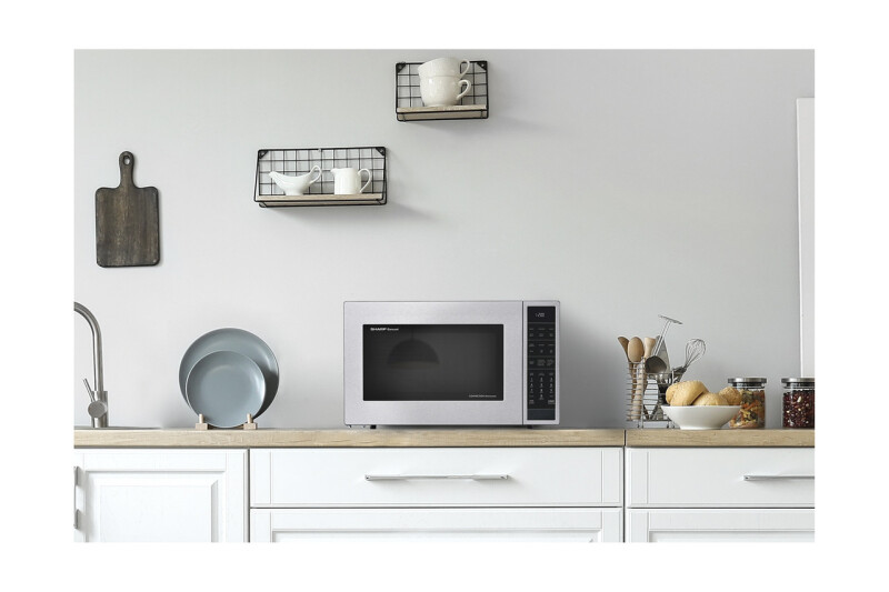 1.5 Cu. Ft. 900w Stainless Steel Convection Countertop Microwave Oven SMC1585KS