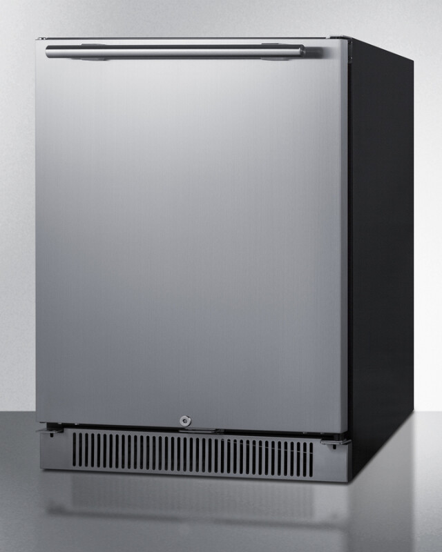 24" Wide Built-In Outdoor All-Refrigerator SPR623OS