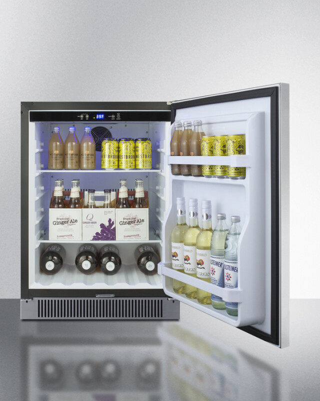24" Wide Built-In Outdoor All-Refrigerator SPR623OS