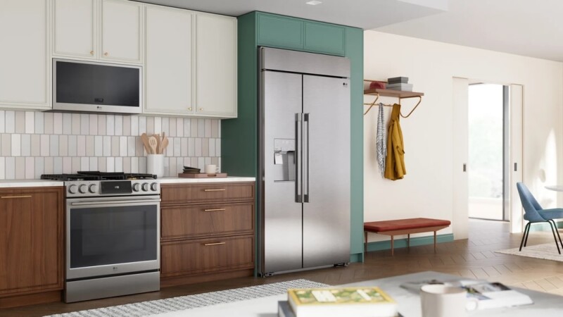 26 cu. ft. Smart Side-by-Side Built-In Refrigerator with Ice & Water Dispenser SRSXB2622S